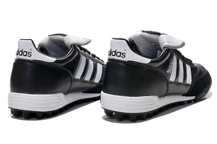 ADIDAS MUNDIAL TEAM - PRETO