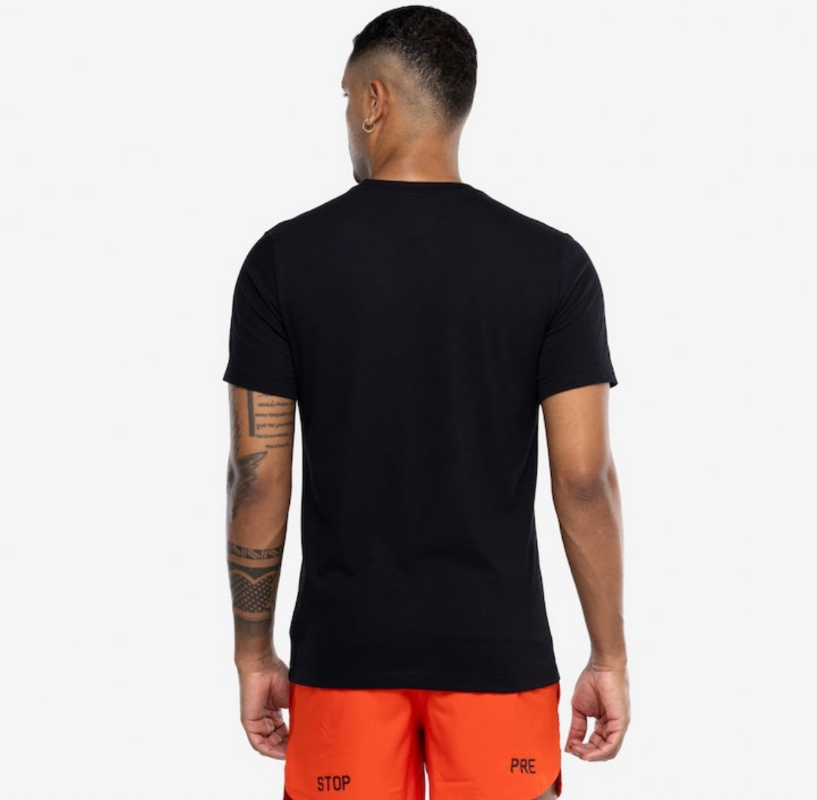 CAMISETA NIKE DRI-FIT (PRETA)