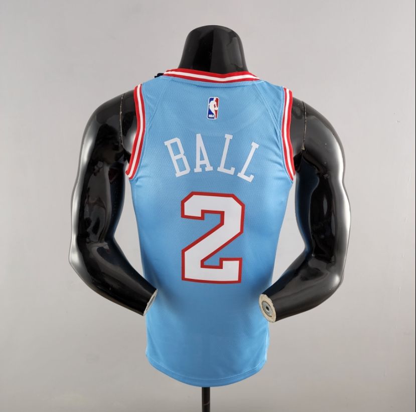 CHICAGO BULLS BALL 2