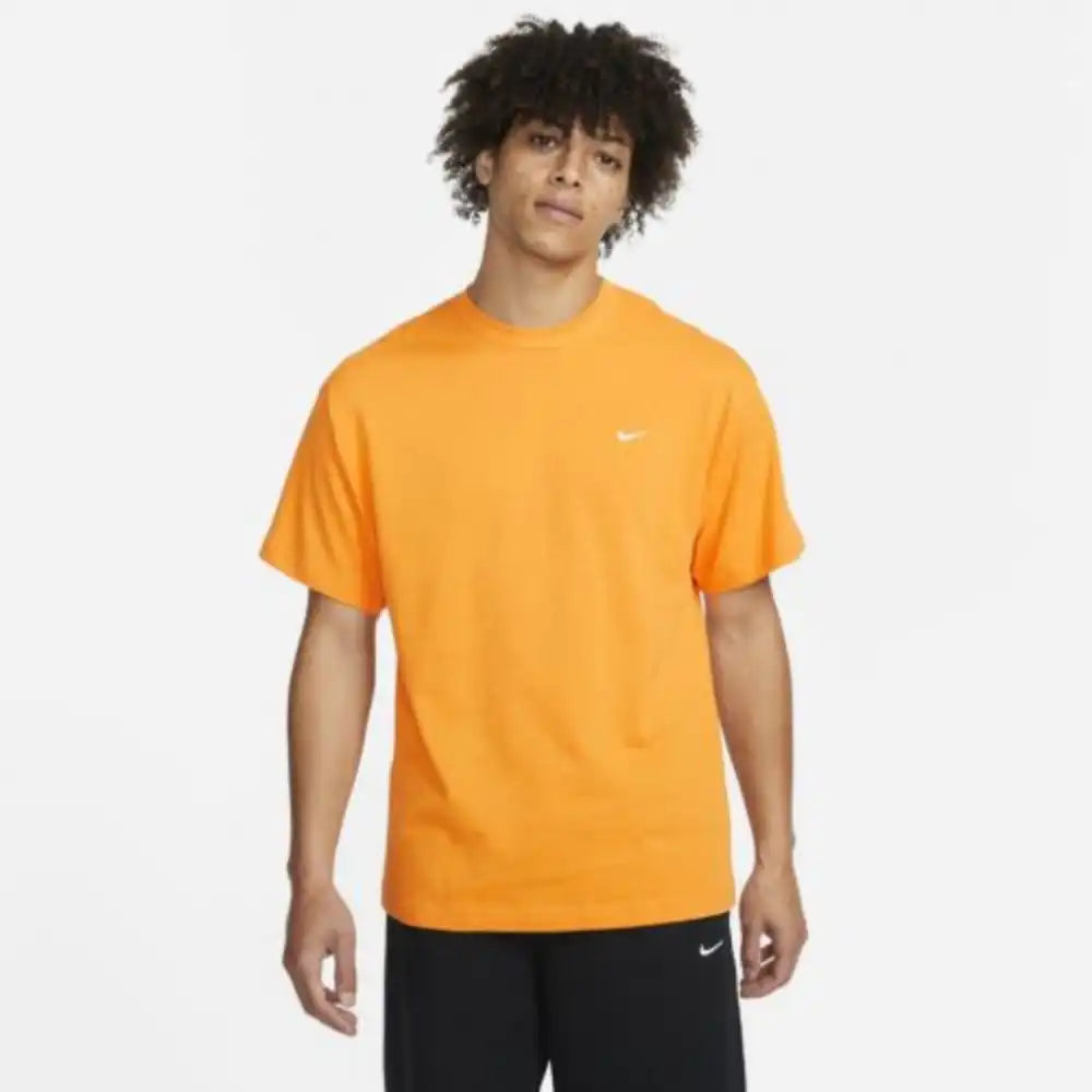 CAMISETA NIKE MINI SWOOSH - LARANJA