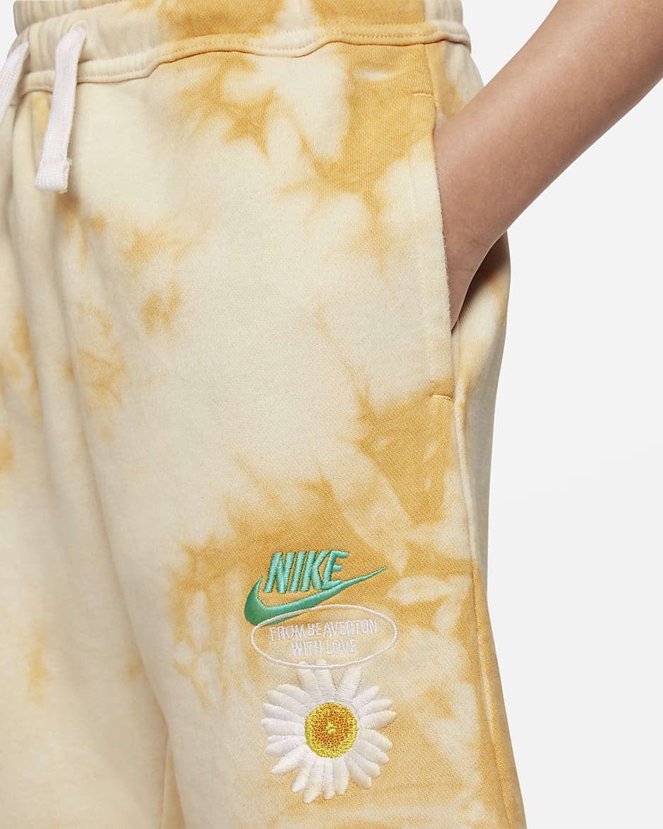 SHORTS NIKE FRENCH TERRY - AMARELO