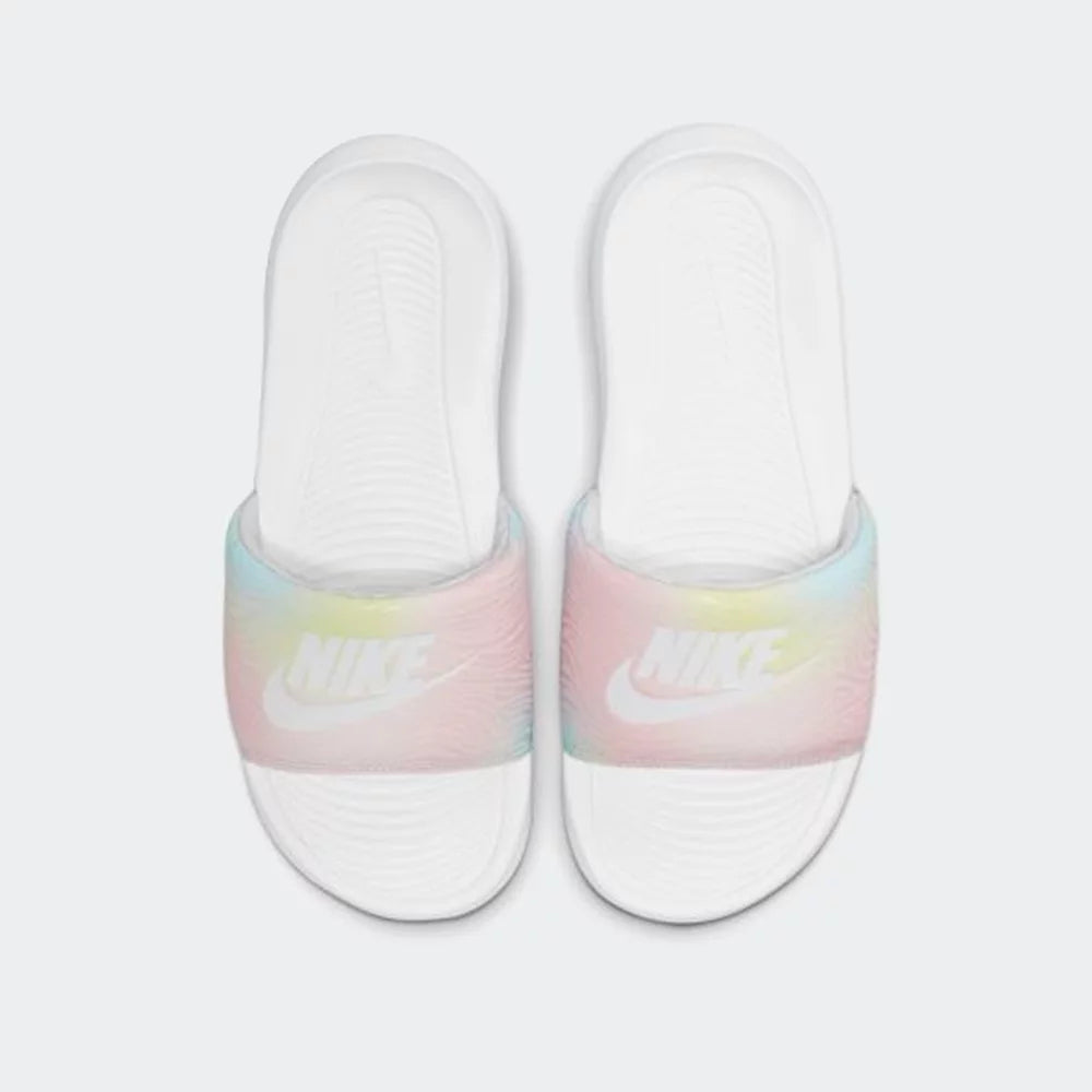 CHINELO NIKE VICTORI ONE COLORIDO