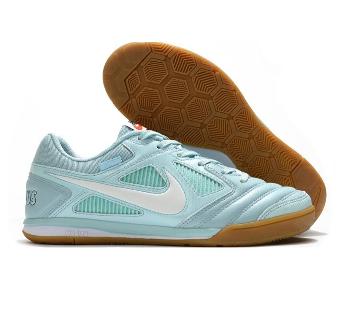 SUPREME X NIKE SB GATO FUTSAL