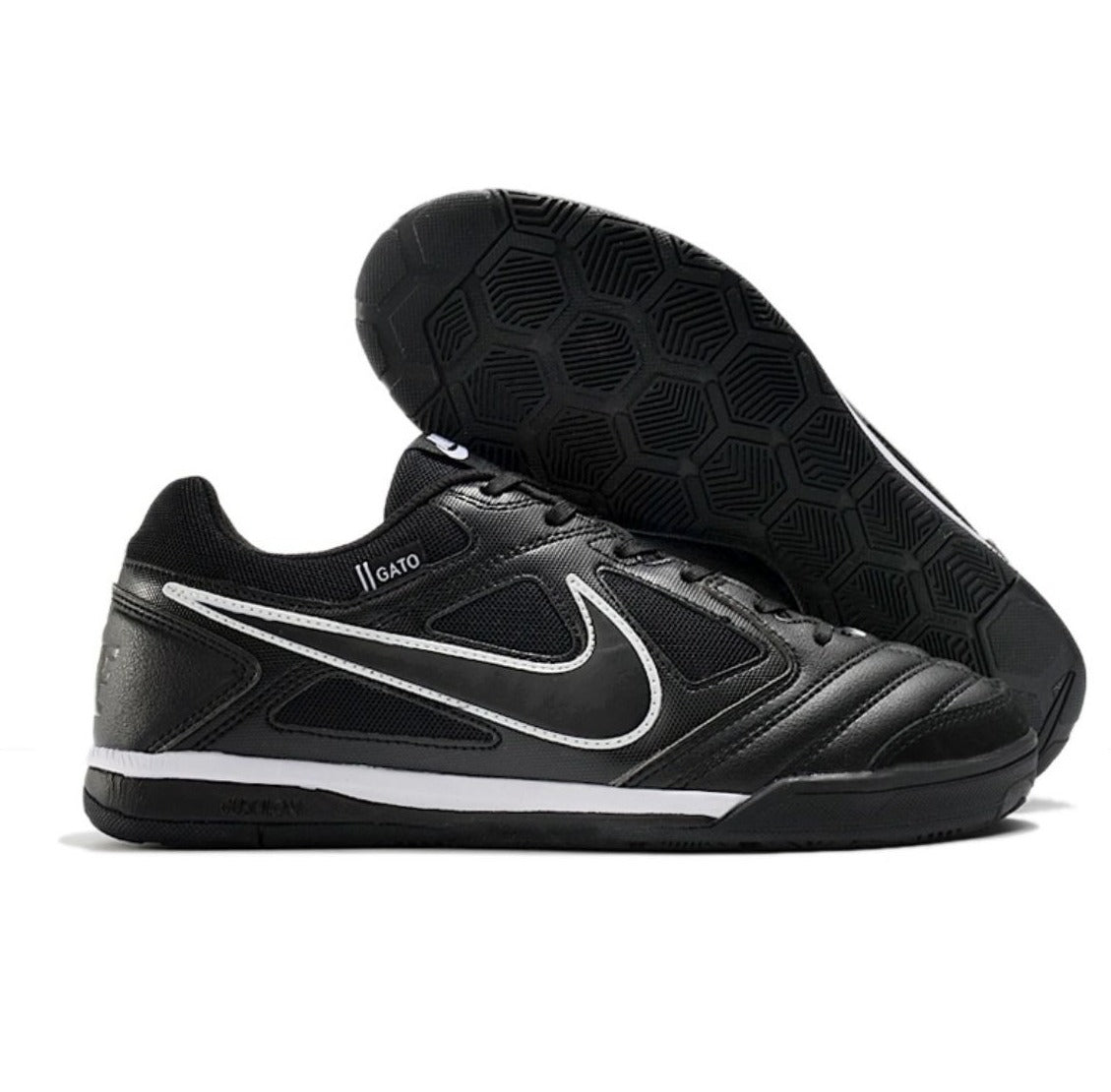 SUPREME X NIKE SB GATO FUTSAL