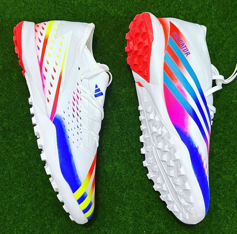 Adidas PREDATOR SOCIETY