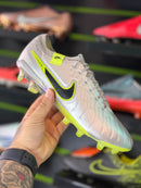 NIKE TIEMPO LEGEND 10
