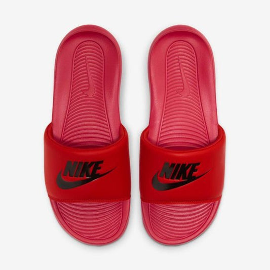 NIKE VICTORI ONE - VERMELHO