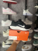 NIKE WINFLO 11 - PRETO