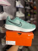 NIKE RUN DEFY