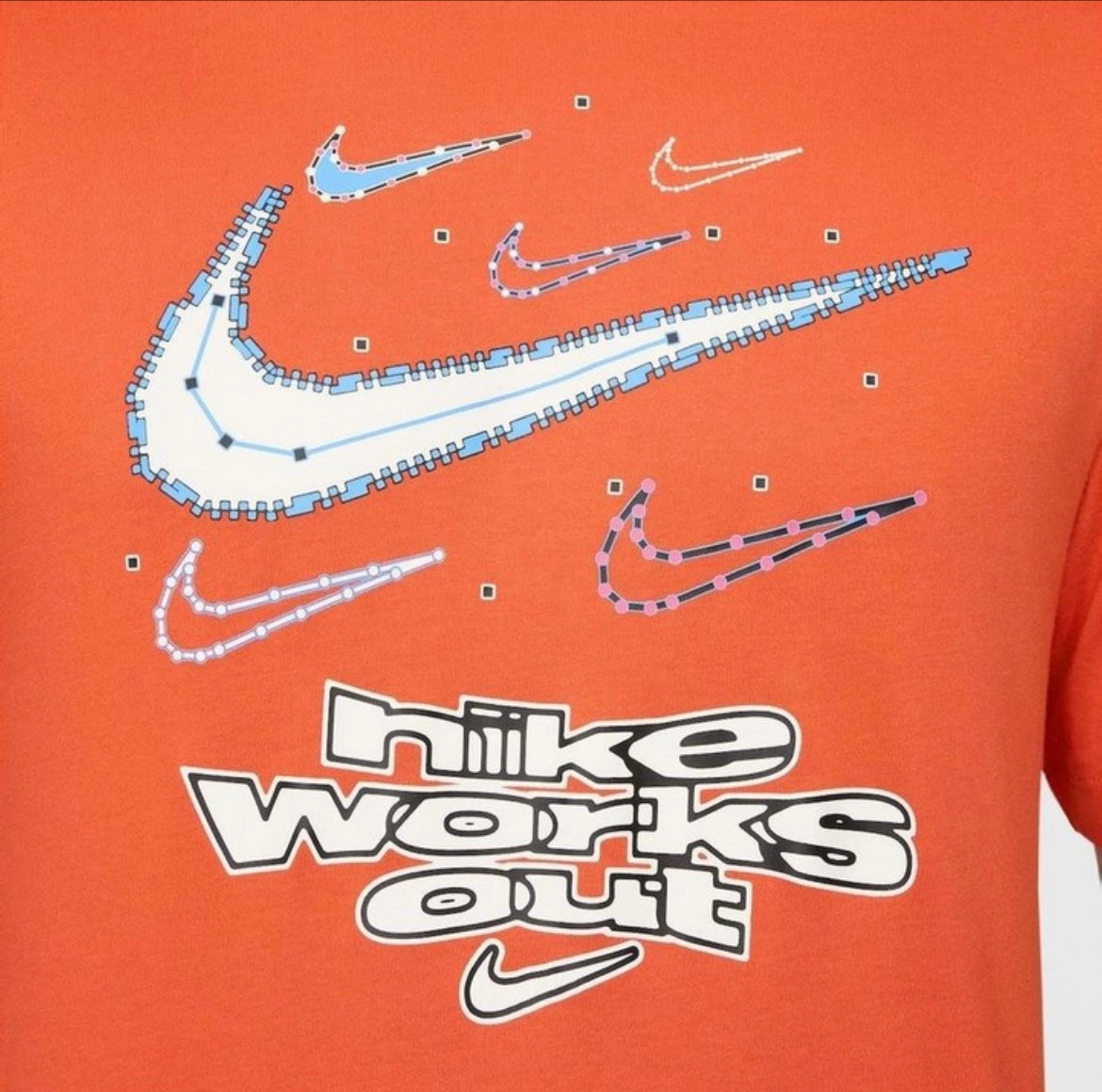 CAMISETA NIKE DRI-FIT (LARANJA)