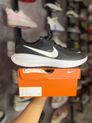 NIKE REVOLUCTION 8