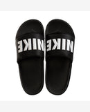 CHINELO NIKE OFFCOURT SLIDE - PRETO/BRANCO