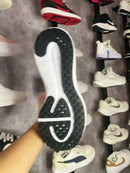 NIKE REVOLUCTION 8