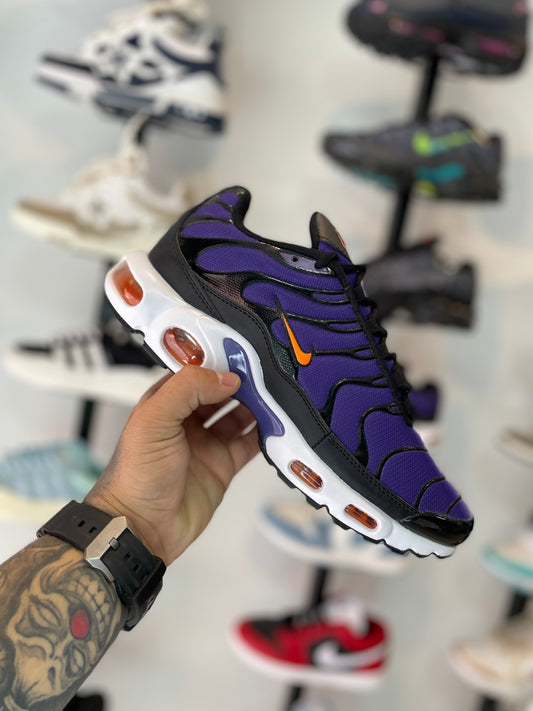 NIKE AIR MAX PLUS OG “VOLTAGE PURPLE”