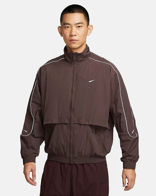 JAQUETA NIKE SPORTSWEAR SOLO SWOOSH HIP LENGTH