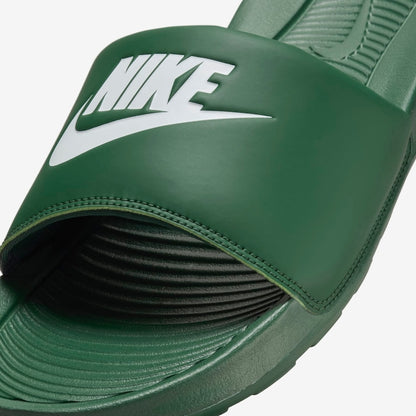 NIKE VICTORI ONE - VERDE