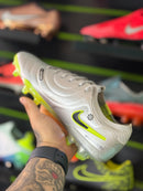 NIKE TIEMPO LEGEND 10