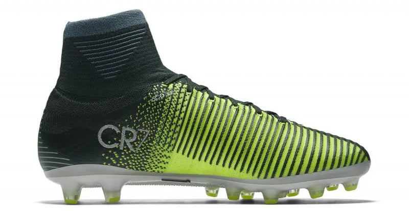 NIKE MERCURIAL SUPERFLY V CR7 - INFANTIL
