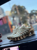 NIKE SHOX TL COCONUT MILK METALLIC GOLD COPPER