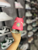 NIKE SHOX JÚNIOR - ROSA