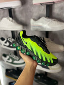 NIKE AIR MAX DN8 AMD - VERDE PRETO