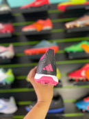 SOCIETY ADIDAS PREDATOR ELITE TF - PRETA E ROSA