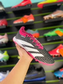 SOCIETY ADIDAS PREDATOR ELITE TF - PRETA E ROSA